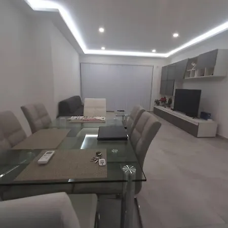Holiday - Luxury Flat *